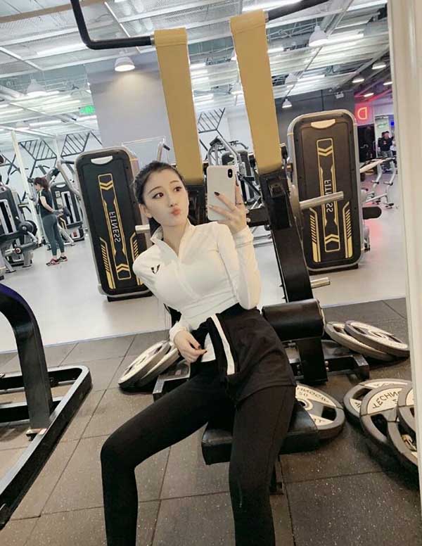 伦敦模特预约伴游